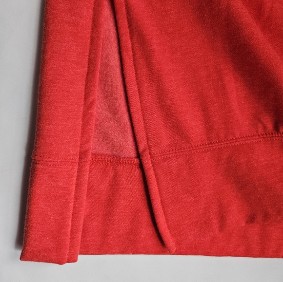 Tampa Bay Buccaneers NFL Team Apparel Red Long Sleeves Sweatshirt Size L - Picture 6 of 9